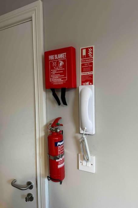 Private Cosy Studio - A1 Location Apartment Dublin Exterior foto