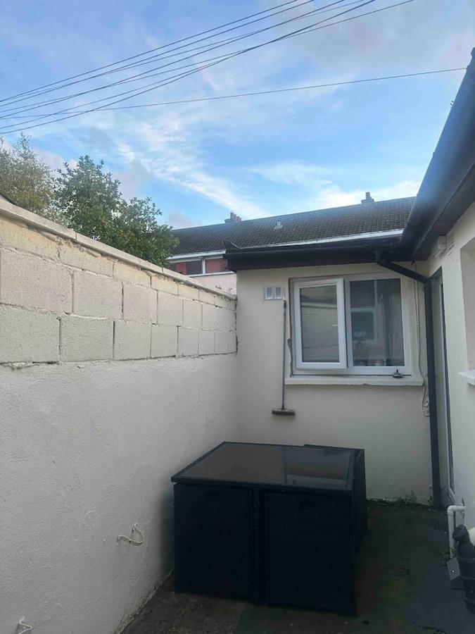 Private Cosy Studio - A1 Location Apartment Dublin Exterior foto